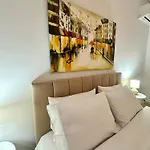 Aurora's House *