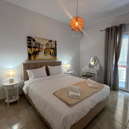 Aurora's House * Chalkís