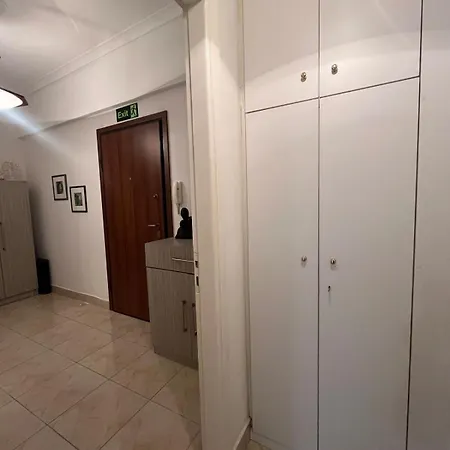 Aurora's House Chalkís